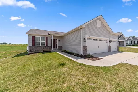 204 Rivermist Ct, O'fallon, MO 63366 photo 2