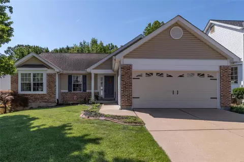 434 Autumn Peak Dr, Fenton, MO 63026