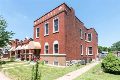3433 Wyoming St, Saint Louis, MO 63118