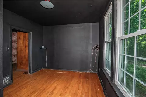 Bedroom - 7212 Devonshire Ave, Saint Louis, MO 63119 photo 1 of 6