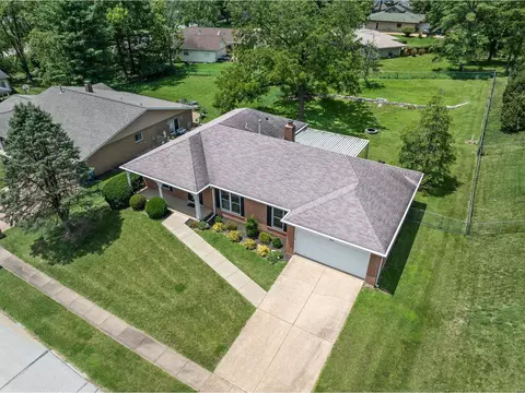 View/Area - 323 Shady Meadows Dr, Ballwin, MO 63011 photo 1 of 2