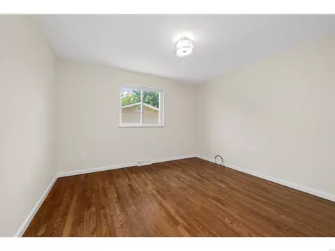 Bedroom - 323 Shady Meadows Dr, Ballwin, MO 63011 photo 5 of 7
