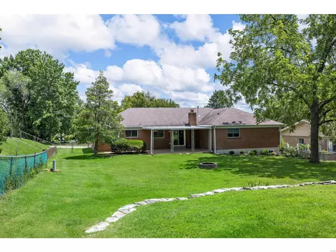 Exterior - 323 Shady Meadows Dr, Ballwin, MO 63011 photo 12 of 14