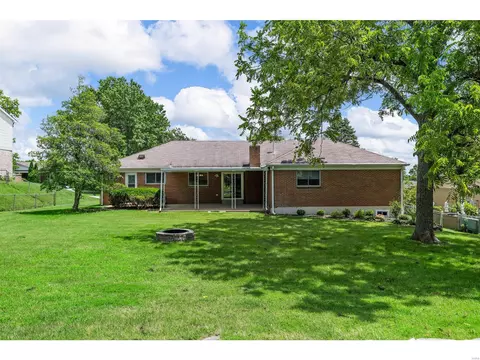 Exterior - 323 Shady Meadows Dr, Ballwin, MO 63011 photo 13 of 14
