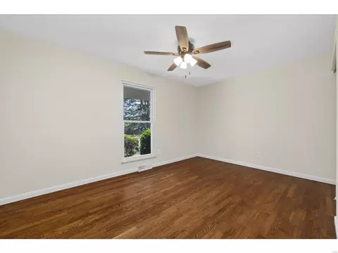 Bedroom - 323 Shady Meadows Dr, Ballwin, MO 63011 photo 6 of 7