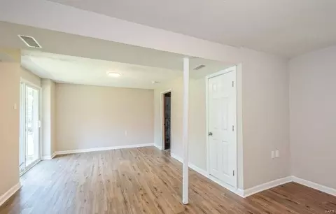 Living - 31 Megans Ct #31, O'fallon, MO 63366 photo 5 of 5