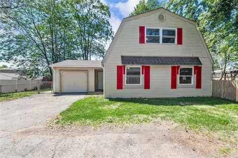 100 Plum Tree Dr, Saint Peters, MO 63376