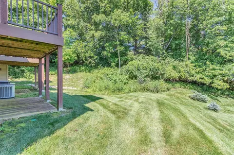 1679 Ridgeview Circle Dr, Ballwin, MO 63021 photo 2