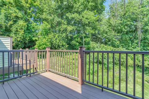 1679 Ridgeview Circle Dr, Ballwin, MO 63021 photo 11