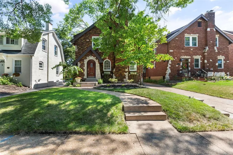 7478 Amherst Ave, University City, MO 63130 32 Photos Movoto