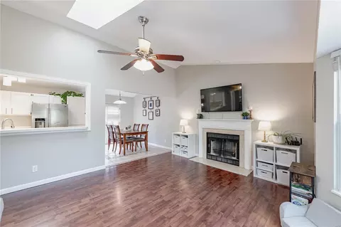 206 Mondair Dr, O'fallon, MO 63368 photo 5