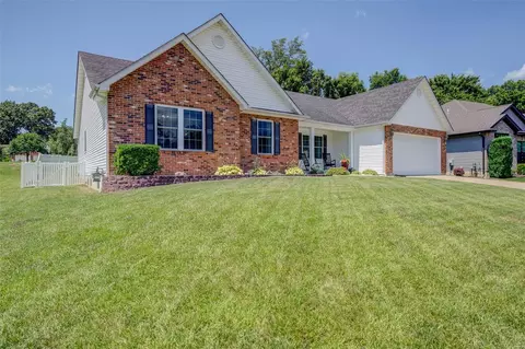471 Pearl Ridge Ct, Saint Charles, MO 63303