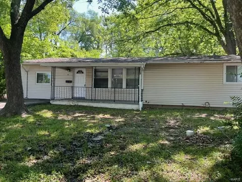 38 Westdell Dr, Saint Louis, MO 63136