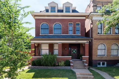 2361 S 39th St, Saint Louis, MO 63110