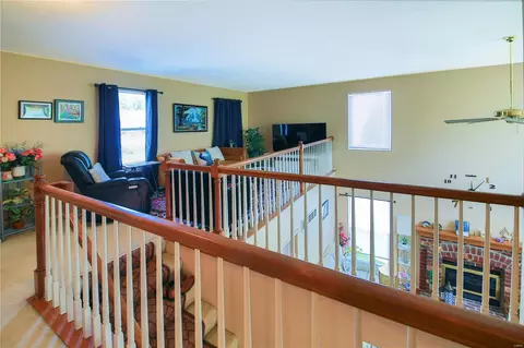 Entry Way - 614 Cascade Lake Dr, Ballwin, MO 63021 photo 1 of 2