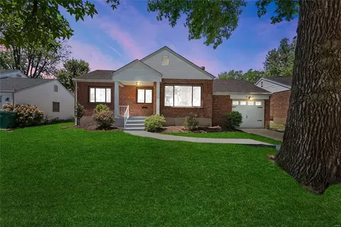 1217 Selma Ave, Saint Louis, MO 63119
