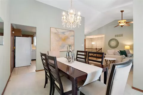 Dining - 921 Alpine Ridge Dr, Ballwin, MO 63021 photo 3 of 3