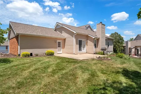 Exterior - 921 Alpine Ridge Dr, Ballwin, MO 63021 photo 4 of 5