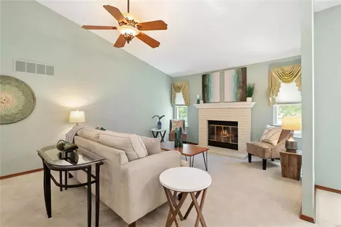 Living - 921 Alpine Ridge Dr, Ballwin, MO 63021 photo 1 of 2