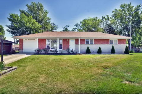 4307 Dan Ct, Saint Louis, MO 63125