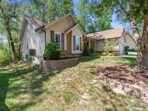1607 Daybreak Point Ct, Ballwin, MO 63021 photo 39
