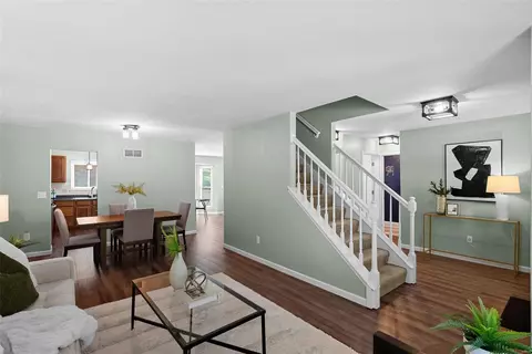 Living - 458 Oak Glen Dr, Ballwin, MO 63021 photo 1 of 3