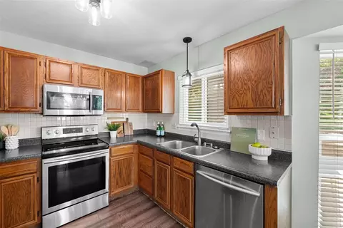 Kitchen - 458 Oak Glen Dr, Ballwin, MO 63021 photo 2 of 2