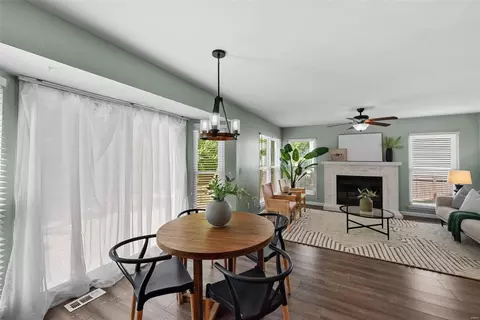 Dining - 458 Oak Glen Dr, Ballwin, MO 63021 photo 2 of 3