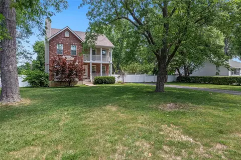 103 Midland Ave, Maryland Heights, MO 63043