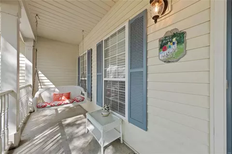 Exterior - 421 April Oaks Ct, Ballwin, MO 63021 photo 4 of 16