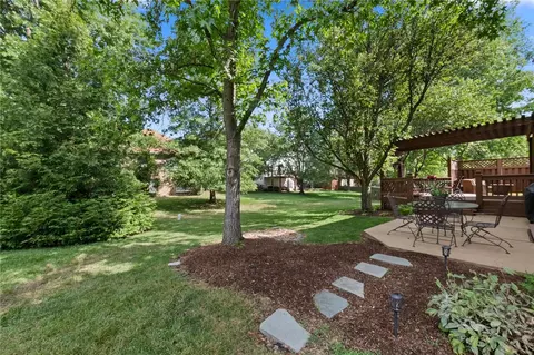 Exterior - 421 April Oaks Ct, Ballwin, MO 63021 photo 5 of 16