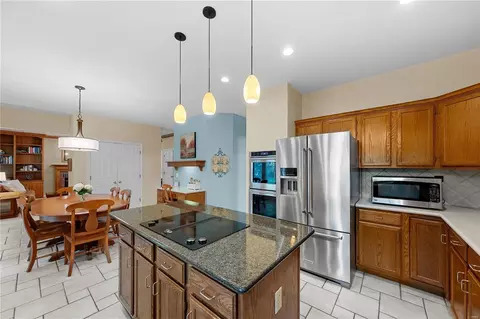 Kitchen - 421 April Oaks Ct, Ballwin, MO 63021 photo 2 of 3