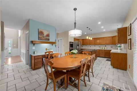 Dining - 421 April Oaks Ct, Ballwin, MO 63021 photo 5 of 8