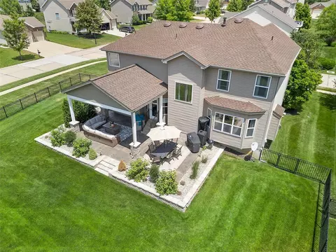 40 Quail Hollow Ct, O'fallon, MO 63368 photo 3