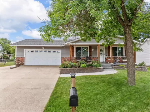 4 Cornell Dr, O'fallon, MO 63366 photo 3