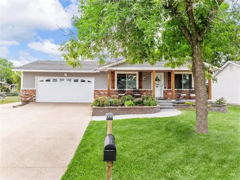 4 Cornell Dr, O'fallon, MO 63366