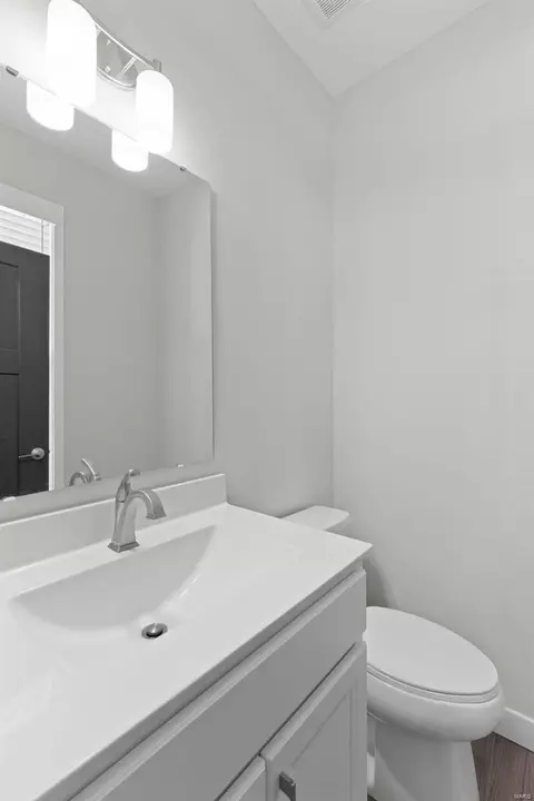 Bath - 405 Burnley Dr, O'fallon, MO 63368 photo 2 of 3