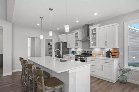 Kitchen - 405 Burnley Dr, O'fallon, MO 63368 photo 2 of 3