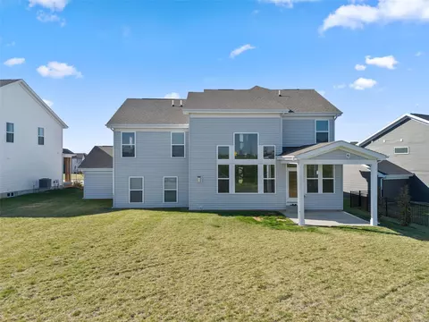 Exterior - 405 Burnley Dr, O'fallon, MO 63368 photo 4 of 7