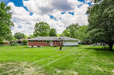 128 Smith Dr, Ballwin, MO 63011 photo 32