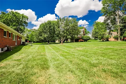 128 Smith Dr, Ballwin, MO 63011 photo 29