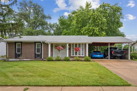 1830 Layven Ave, Florissant, MO 63031