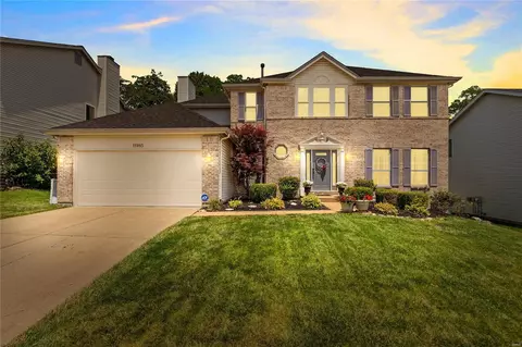 11985 Moorland Manor Ct, Saint Louis, MO 63146