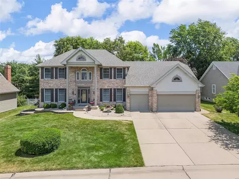 423 Muirfield Dr, Saint Charles, MO 63304