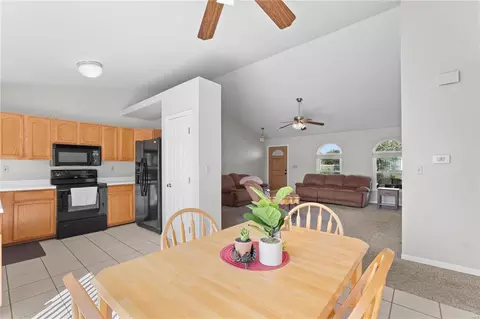 1470 Cochise Dr, O'fallon, MO 63366 photo 5