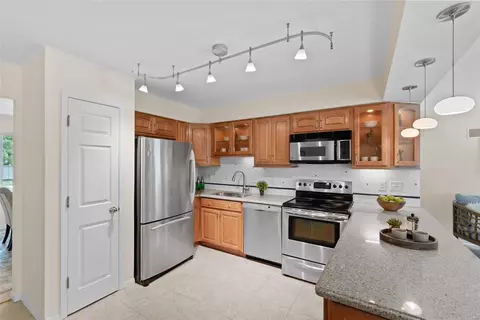 716 Reinke Rd, Ballwin, MO 63021 photo 11