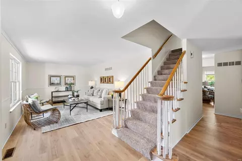 716 Reinke Rd, Ballwin, MO 63021 photo 5