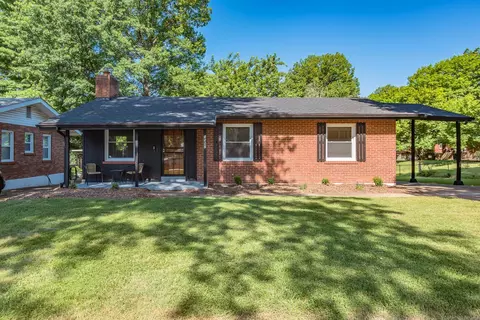 1587 Quendo Ave, Saint Louis, MO 63130