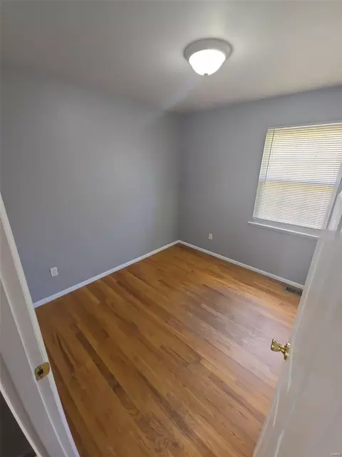 Bedroom - 1128 Central Pkwy, O'fallon, MO 63366 photo 1 of 1