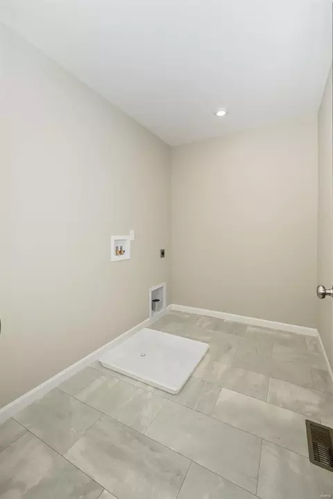 300 Kinsie Dr, O'fallon, MO 63368 photo 20